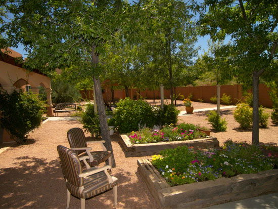 Assisted Living Courtyard Sedona Winds