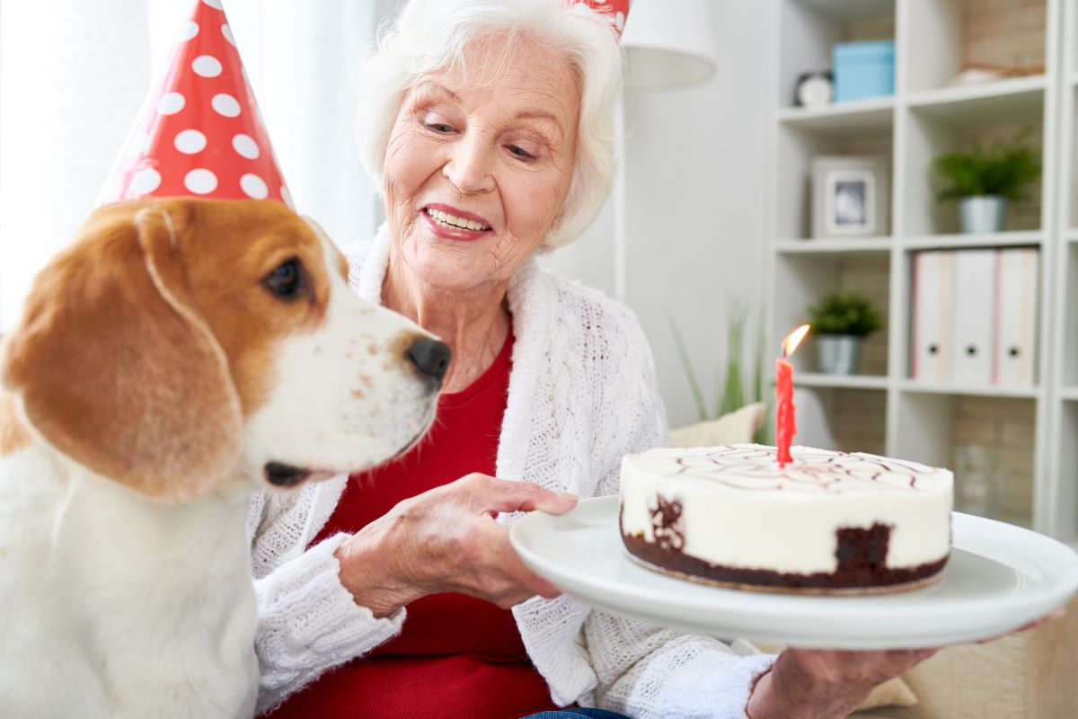 Eight Birthday Tips For Seniors In Assisted Living